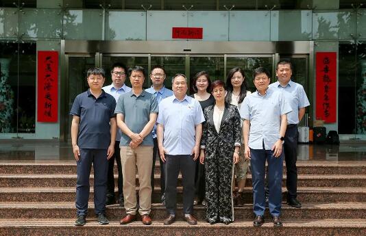 蒙牛集團(tuán)攜手太陽紙業(yè) 共商<a href='http://www.nwmattresscenter.com/quote/list.php?catid=6265'>包裝</a>創(chuàng)新與可持續(xù)發(fā)展新思路
