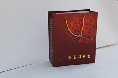 紙袋設(shè)計定做|手提紙袋設(shè)計制作|環(huán)保手提紙袋廠家