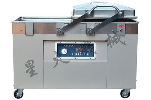廣州包裝機/包裝機械/牛肉干真空包裝-500雙室真空包裝機