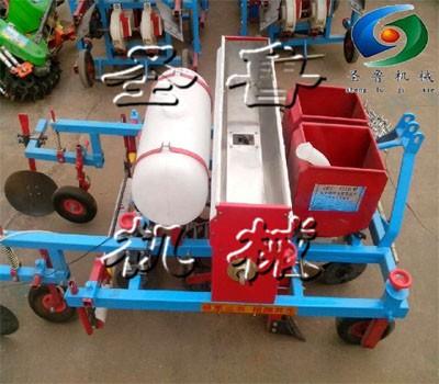 供應(yīng)花生播種覆膜機(jī) 施肥打藥覆膜機(jī)