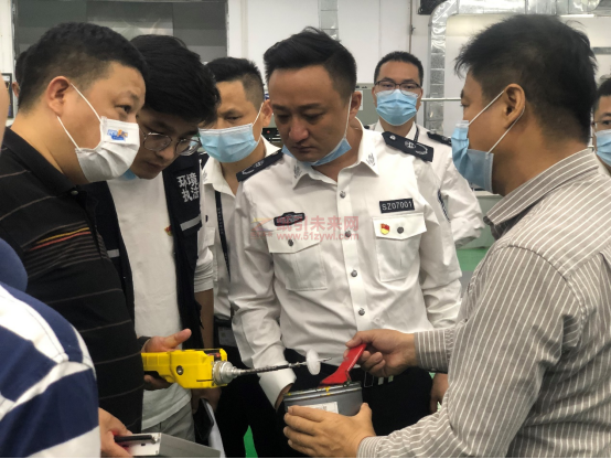 幫扶 現場 印刷